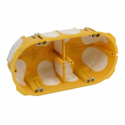 Doza Aparat 142x71x45mm 2M
